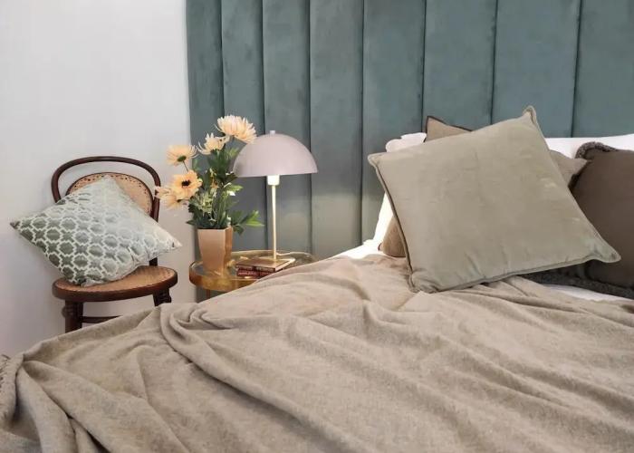 1940 Luxury Accommodations - Diamante Boutique Apartment