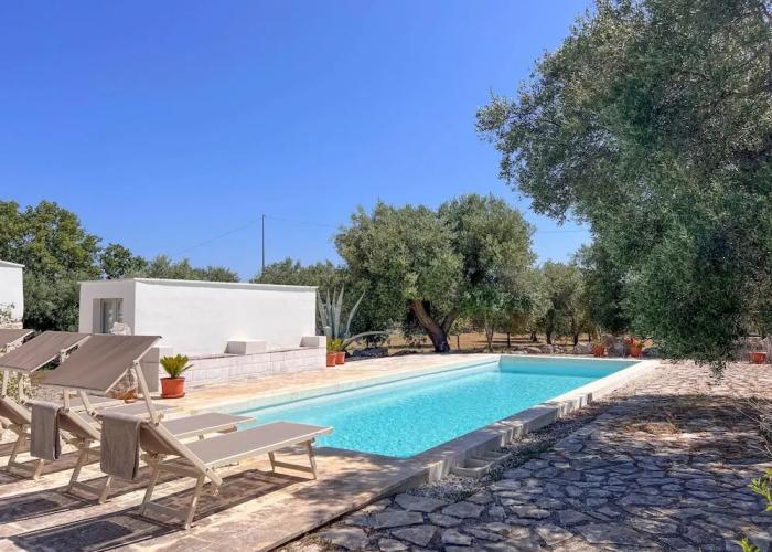 TD Trulli Chiara Tastefully Decorated Trulli With Pool