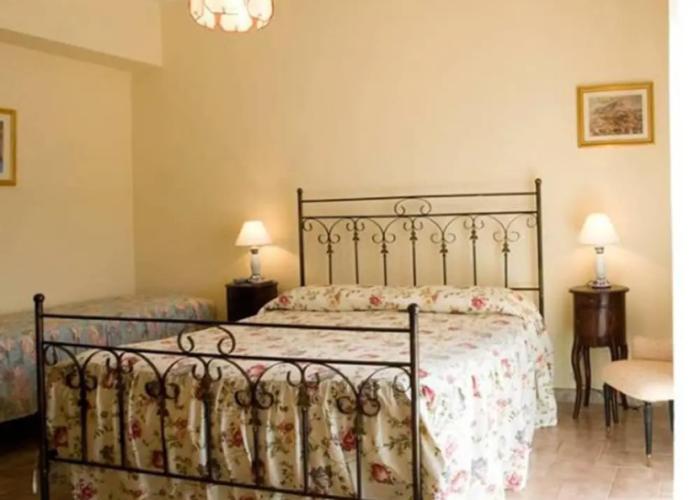 Bed & Breakfast Villa Flora