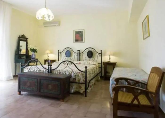 Bed & Breakfast Villa Flora