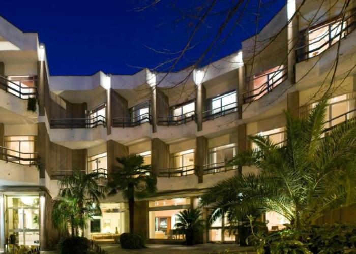 Mini Palace Hotel