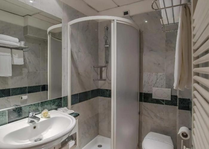 Mini Palace Hotel
