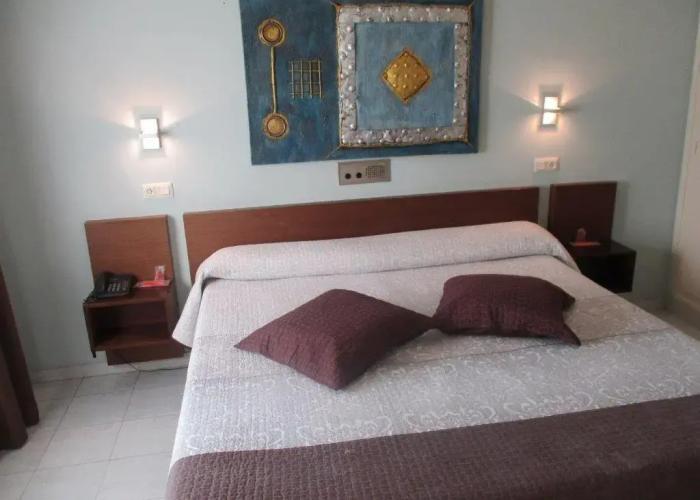 Hotel Ampuria Inn