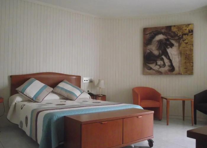 Hotel Ampuria Inn