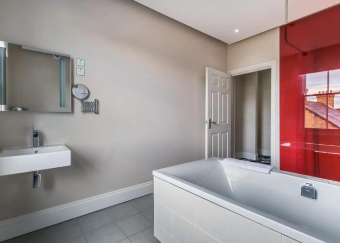 Holiday Inn Sittingbourne by IHG