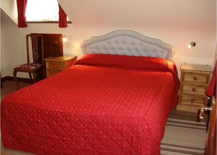 Hillview Lodge