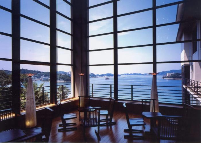 Toba Seaside Hotel