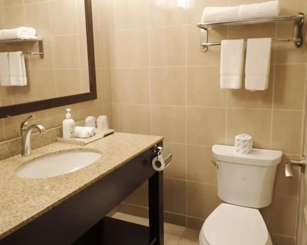 фото Days Inn & Suites by Wyndham Fort Saskatchewan