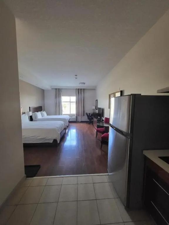 фото Days Inn & Suites by Wyndham Fort Saskatchewan