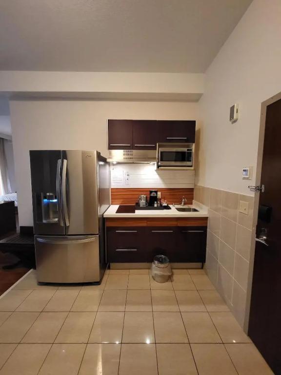 фото Days Inn & Suites by Wyndham Fort Saskatchewan