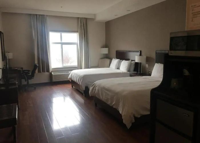 Days Inn & Suites by Wyndham Fort Saskatchewan