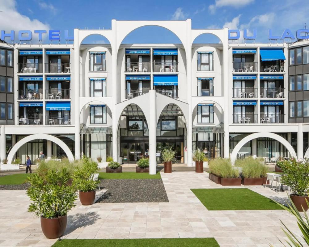 Brit Hotel du Lac