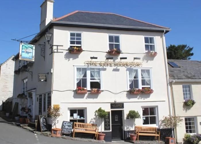 Safe Harbour Inn