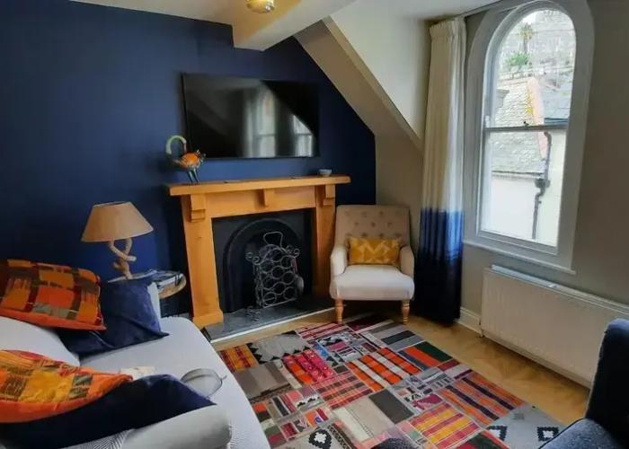 Newly Refurbished 2nd Floor Apartment Lil Nauti