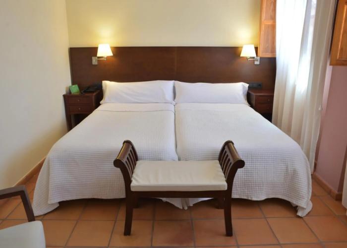 Hotel Jardines de la Santa