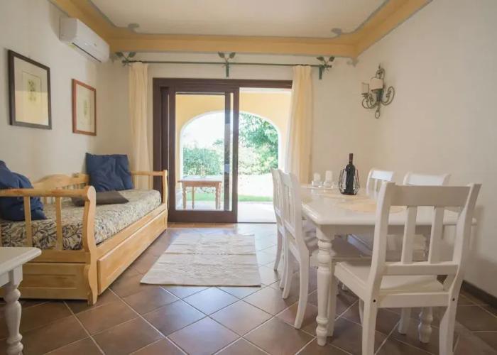 Beautiful Il Giardino Degli Oleandri 1 Bedroom Sleep 4, Plus Extra Child