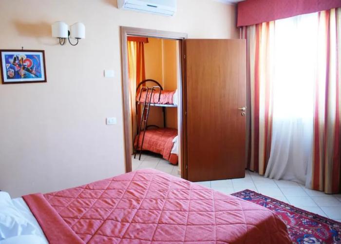 Greta Rooms Hotel