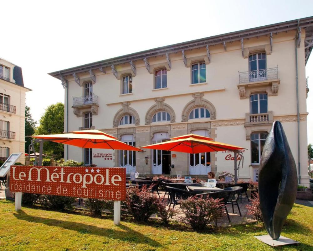 Le Métropole