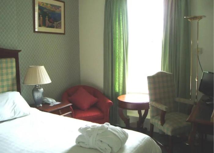 The Golf Hotel