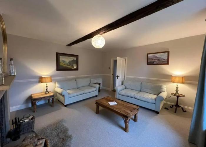Stunning 4-bed Grade II House in the Lake District