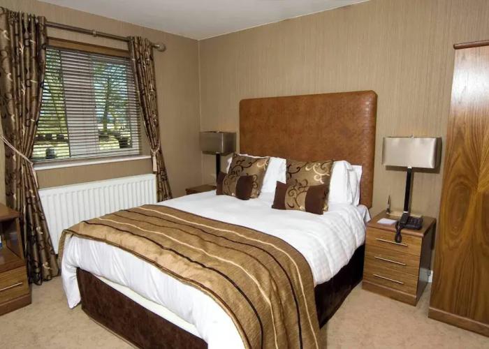 Hunday Manor Country House Hotel