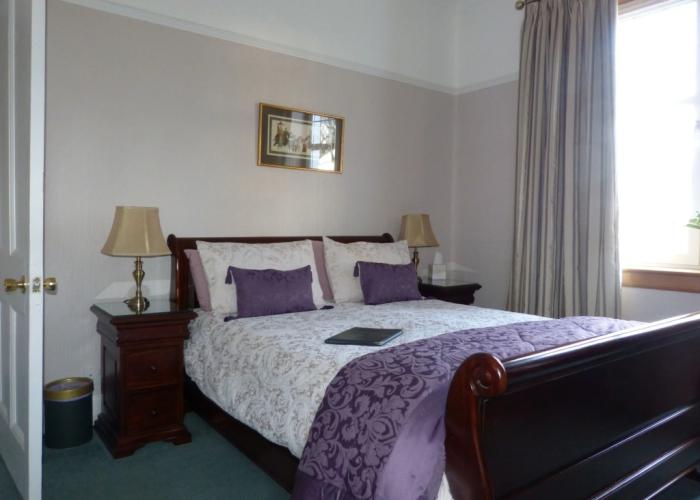 Pinewood Country House
