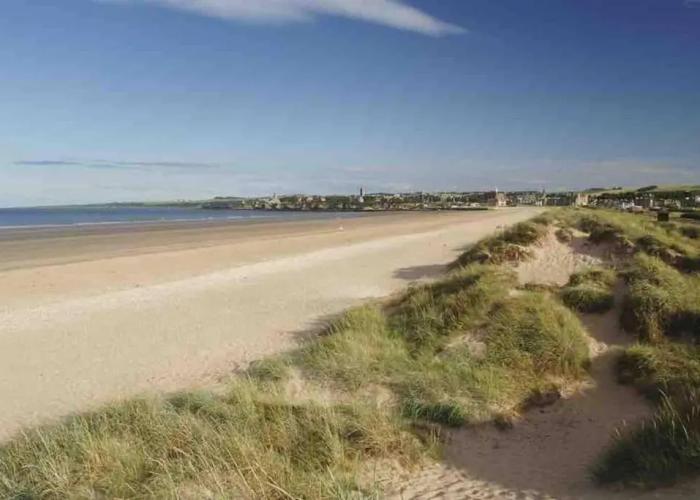 Lovely 2-bed House in St Andrews, Scotland