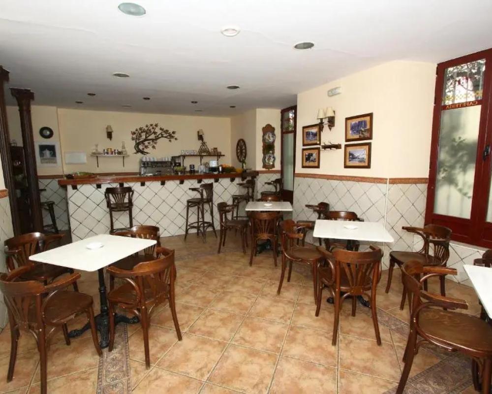 фото Hostal Castilla