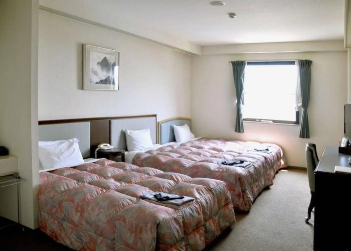 Gamagori Hotel