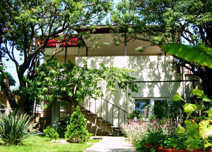 Solnechnaya Riv'era Guest House