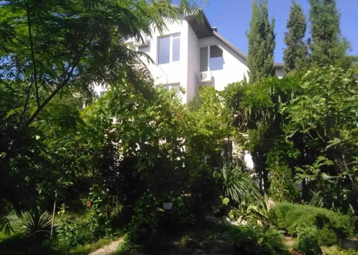 U Morya Guest House