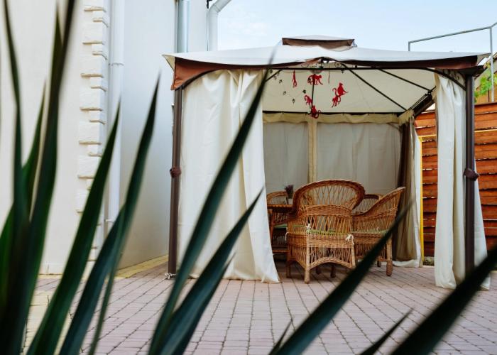Shato Blan Guest House