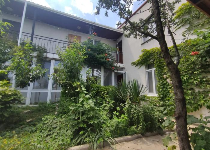 Fiolentovsky Guest House