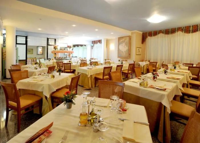 Hotel Ferrari