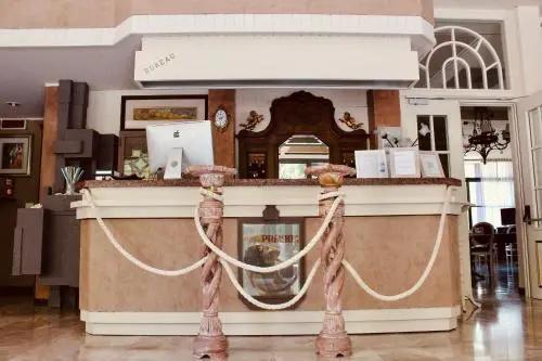Hotel Pandos
