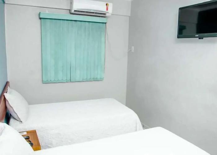 Serras Hotel
