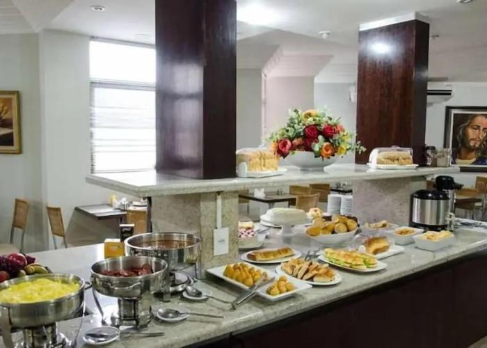 Serras Hotel