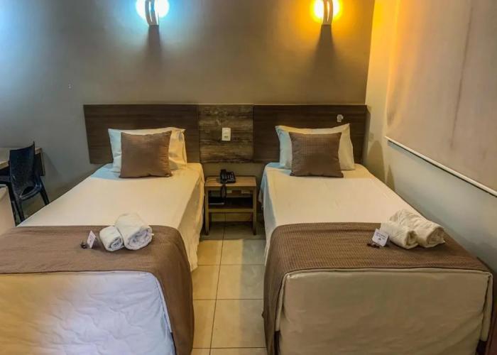 Hotel Piratininga Fernando Correa