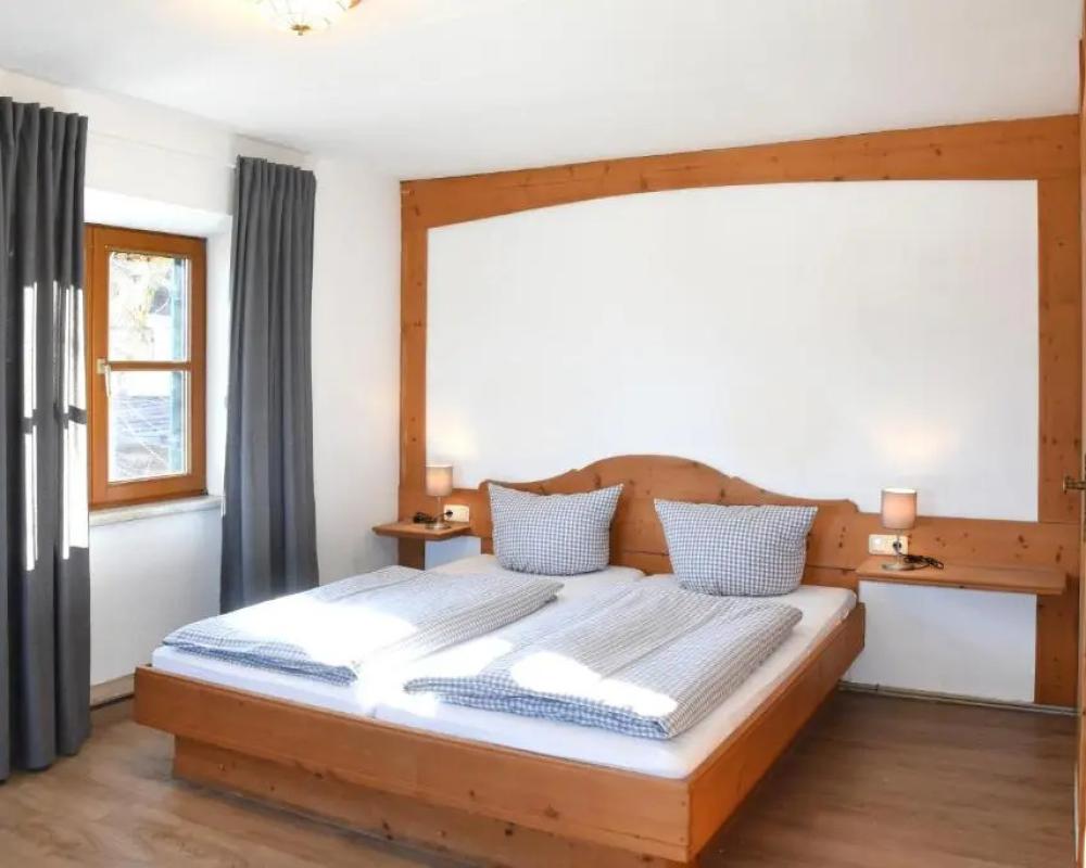 фото Alps Hostel