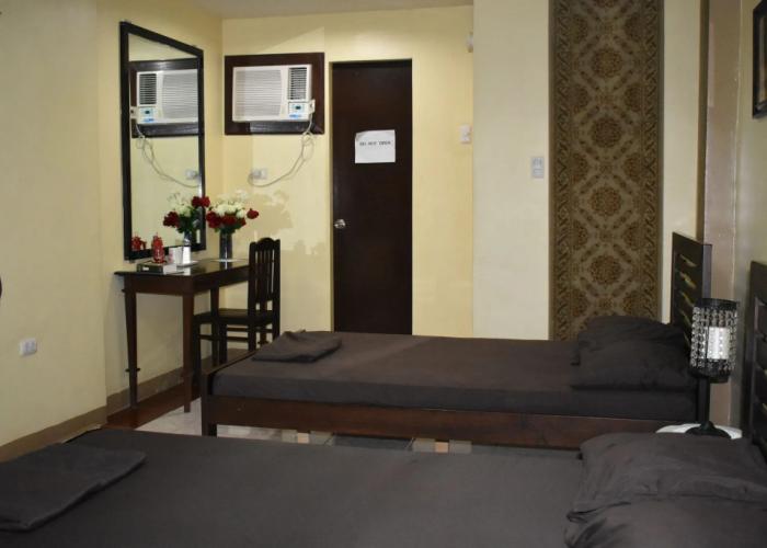 Nikita's Place Hotel