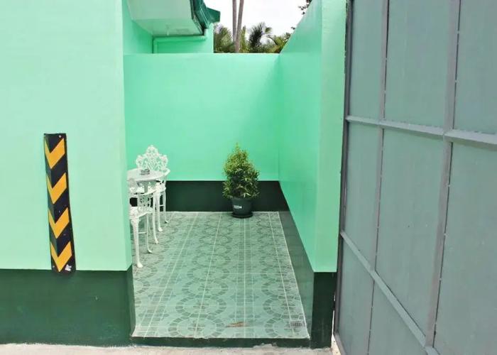 Bulalo Mangrove Inn