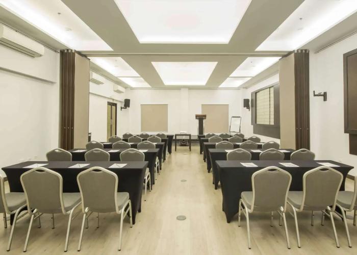 Microtel by Wyndham Eagle Ridge