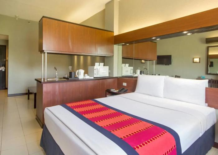 Microtel by Wyndham Eagle Ridge