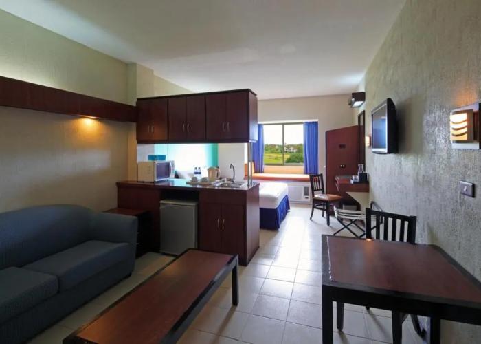 Microtel Inn & Suites By Wyndham Eagle Ridge