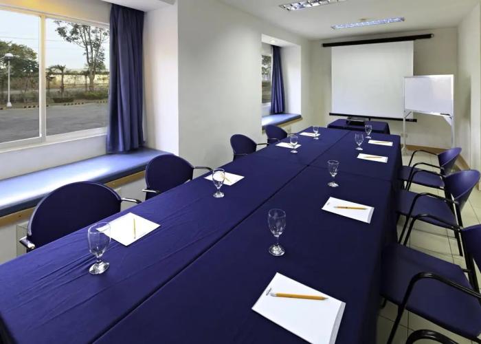 Microtel Inn & Suites By Wyndham Eagle Ridge