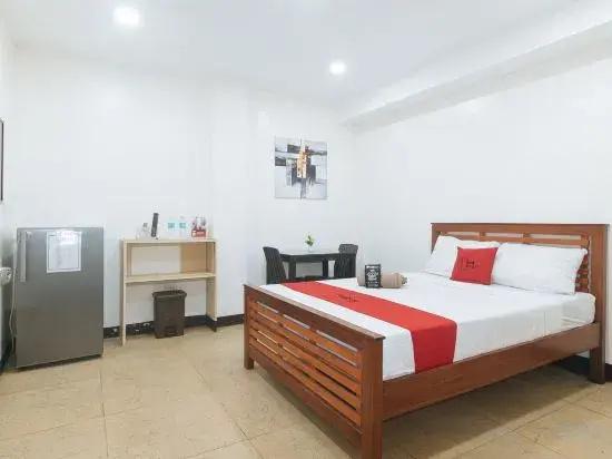 RedDoorz @ RJ's Bldg near Lyceum Gen. Trias Cavite