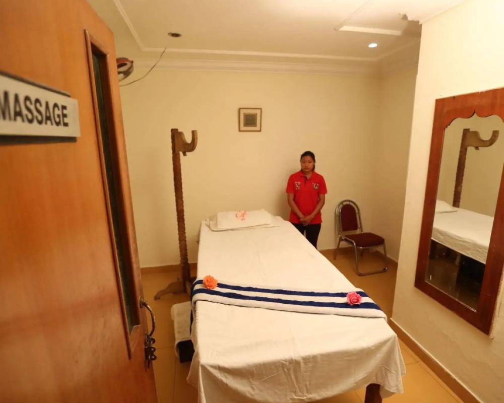 фото Hibis Hotel Devi Grand - Katra