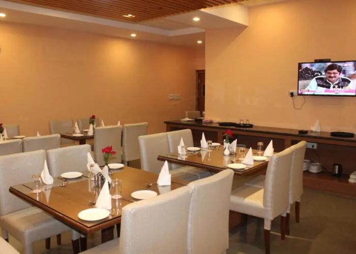Hotel Rama Trident