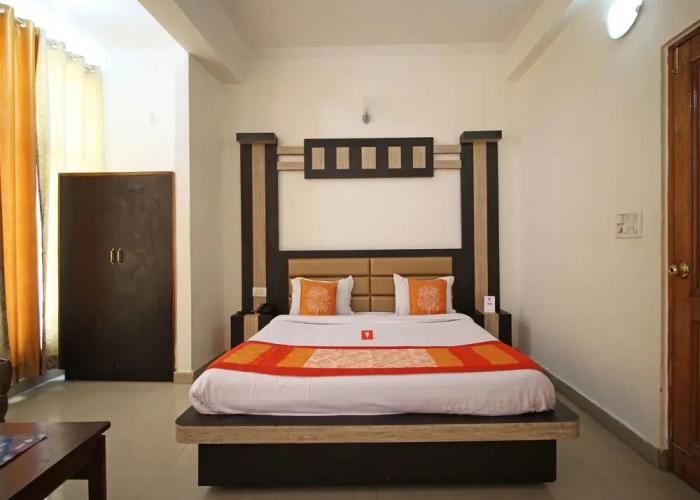OYO 5855 Hotel Neelkanth
