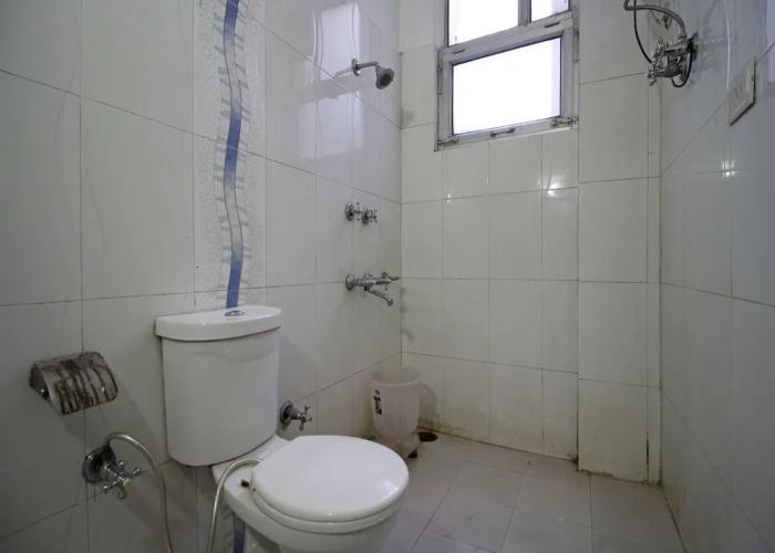 OYO 5855 Hotel Neelkanth
